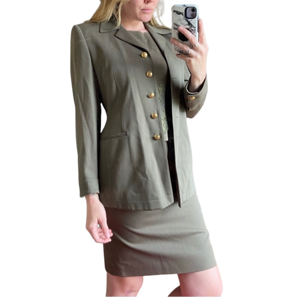 Women’s Escada skirt suit